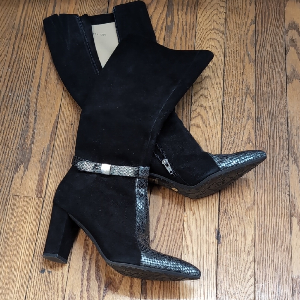 Ron White Suede Leather Heeled Boots
